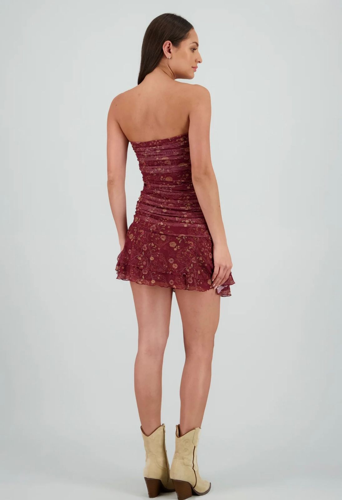Vestido Corto Strapless Fruncido con Estampado Floral